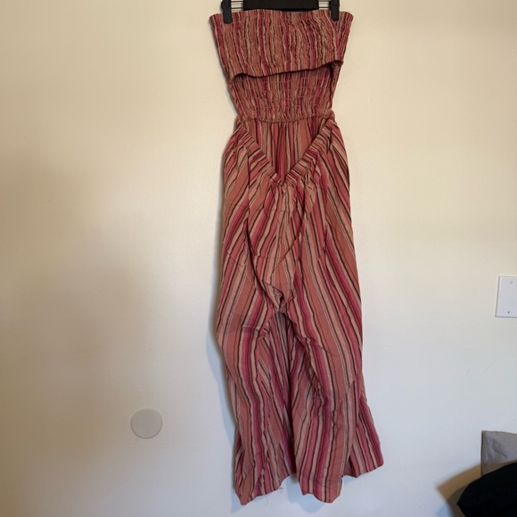 Cupshe | 100% Cotton Striped Strapless Open Back Jumpsuit - Picture 9 of 14